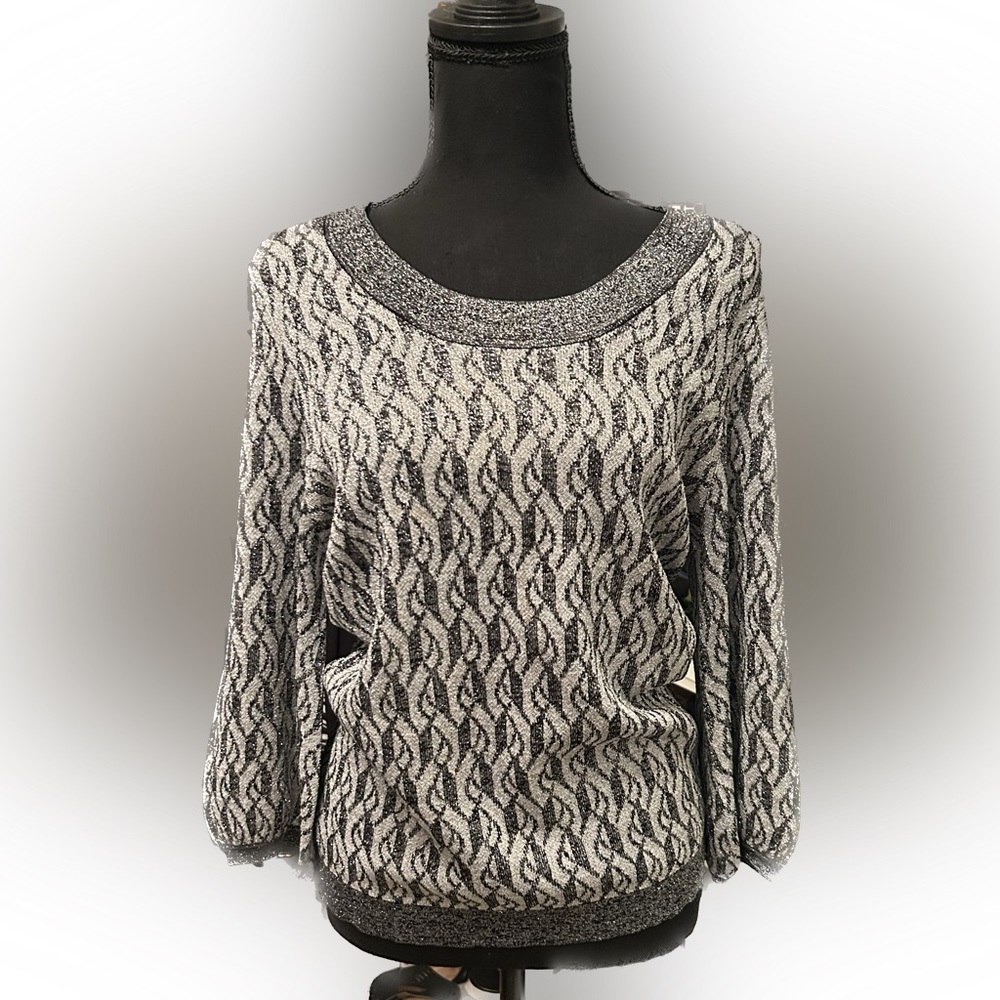 Jone’s New York, Black and Silver, Size M women’s light weight sweater Worn Once